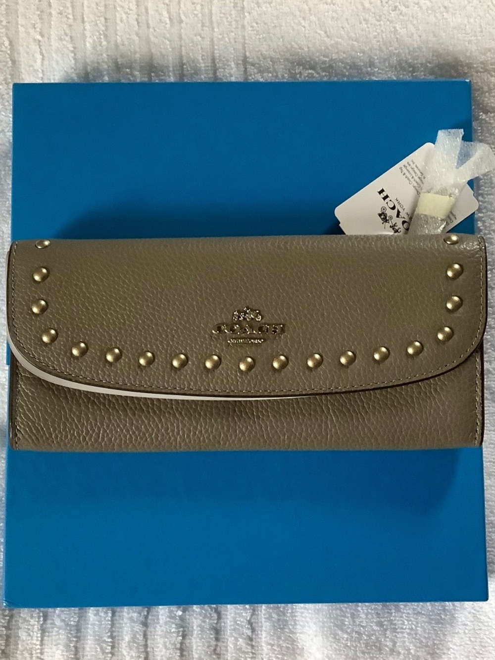 COACH Slim Envelope Wallet Gray Pebbled Leather With Rivets OS